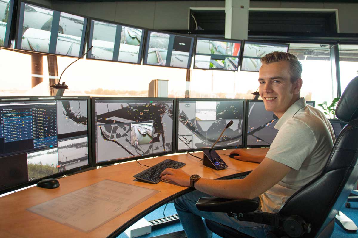 Brug- en sluisoperator Dennis Knetemann